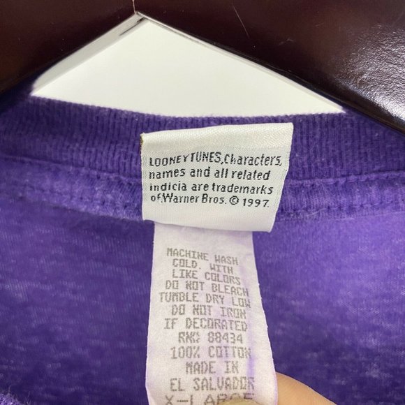 WARNER BROTHERS Tweety Bird T-shirt XL Vintage - Picture 4 of 5